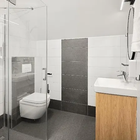 Tennis & Country Club Hotel 3*