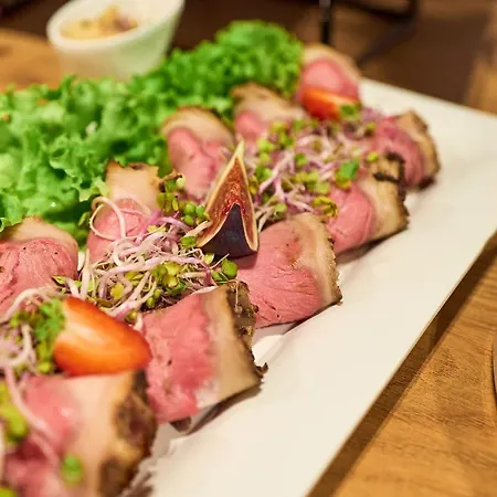 Tennis & Country Club Hotel 3*