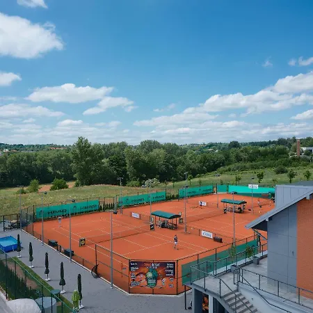 Tennis & Country Club 3*